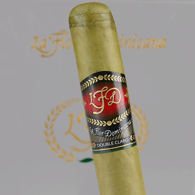 La Flor Dominicana Double Claro