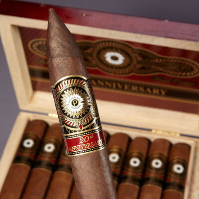 Perdomo 20th Anniversary Sun Grown