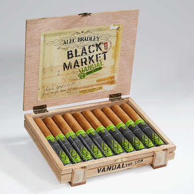 Alec Bradley Black Market Vandal 'The Con'