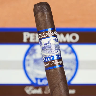 Perdomo Lot 23 Maduro
