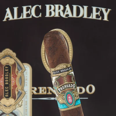 Alec Bradley Prensado