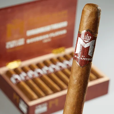 'M' by Macanudo Bourbon