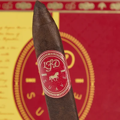 La Flor Dominicana Suave Grand Maduro