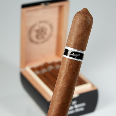 Tatuaje Black
